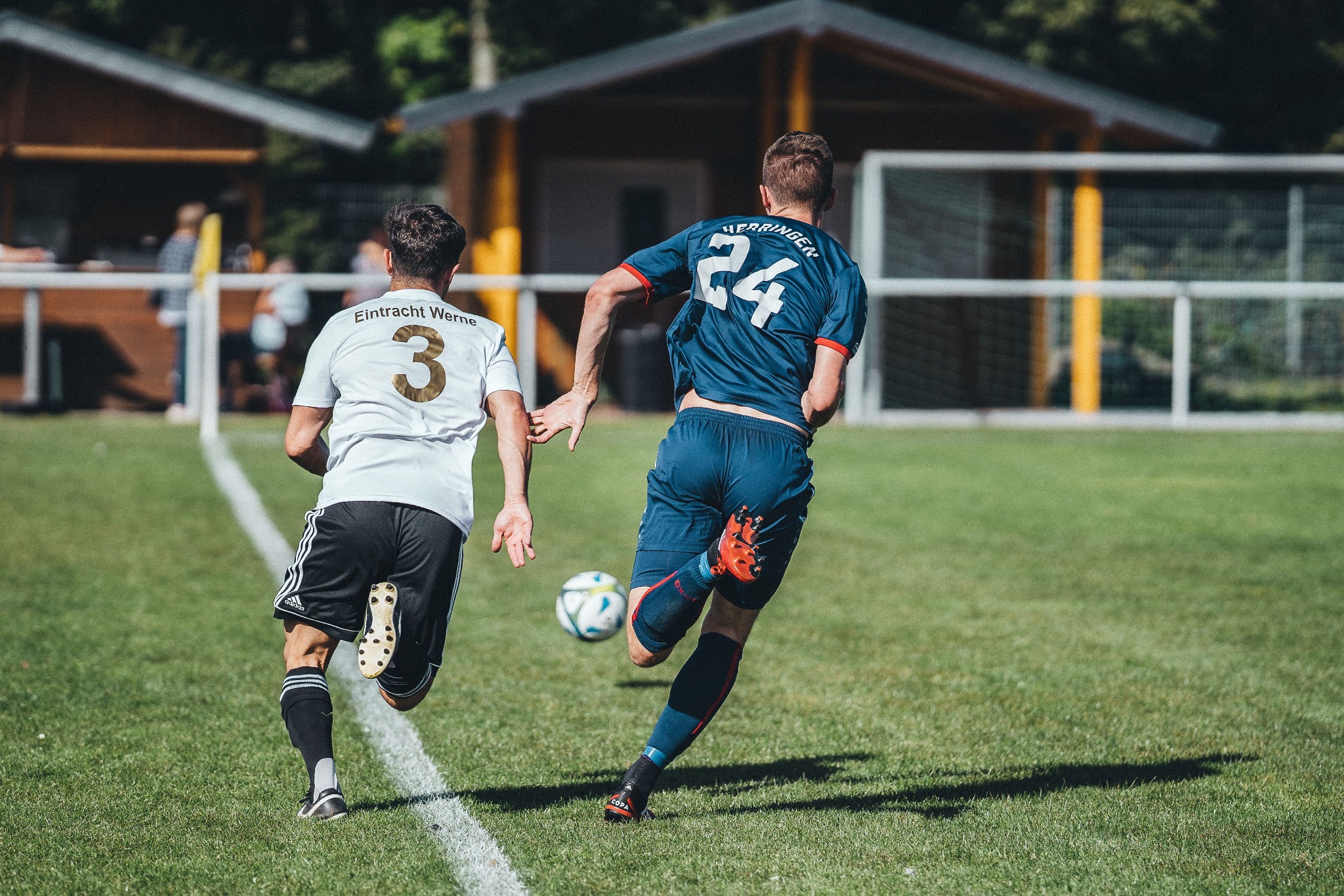 Amateurfußballer im Spiel